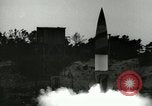 Standbild DEUTSCH A-4 Rakete Peenemunde Deutschland, 1944, aus Sekunde 6 historischem Filmmaterial Videoclip 65675077641