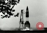 Standbild DEUTSCH A-4 Rakete Peenemunde Deutschland, 1944, aus Sekunde 4 historischem Filmmaterial Videoclip 65675077642