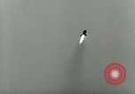 Standbild A-4 Rakete twilight starten Peenemunde Deutschland, 1944, aus Sekunde 15 historischem Filmmaterial Videoclip 65675077643