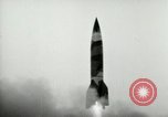 Standbild DEUTSCH A-4 Rakete Peenemunde Deutschland, 1944, aus Sekunde 6 historischem Filmmaterial Videoclip 65675077646