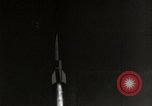 Standbild DEUTSCH A-4 Rakete Peenemunde Deutschland, 1944, aus Sekunde 40 historischem Filmmaterial Videoclip 65675077659
