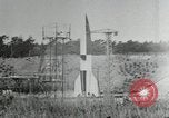 Standbild DEUTSCH A-4 Rakete Peenemunde Deutschland, 1944, aus Sekunde 18 historischem Filmmaterial Videoclip 65675077663