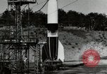 Standbild DEUTSCH A-4 Rakete Peenemunde Deutschland, 1944, aus Sekunde 5 historischem Filmmaterial Videoclip 65675077665