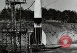 Standbild DEUTSCH A-4 Rakete Peenemunde Deutschland, 1944, aus Sekunde 7 historischem Filmmaterial Videoclip 65675077665