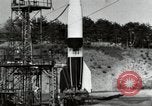 Standbild DEUTSCH A-4 Rakete Peenemunde Deutschland, 1944, aus Sekunde 15 historischem Filmmaterial Videoclip 65675077665