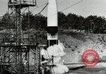 Standbild DEUTSCH A-4 Rakete Peenemunde Deutschland, 1944, aus Sekunde 17 historischem Filmmaterial Videoclip 65675077665
