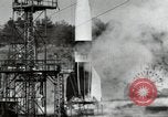 Standbild DEUTSCH A-4 Rakete Peenemunde Deutschland, 1944, aus Sekunde 23 historischem Filmmaterial Videoclip 65675077665