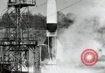 Standbild DEUTSCH A-4 Rakete Peenemunde Deutschland, 1944, aus Sekunde 24 historischem Filmmaterial Videoclip 65675077665
