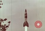 Standbild Deutsche V-2 Rakete Peenemunde Deutschland, 1944, aus Sekunde 7 historischem Filmmaterial Videoclip 65675077671