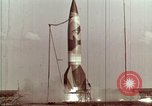 Standbild Deutsche V-2 Rakete Peenemunde Deutschland, 1944, aus Sekunde 6 historischem Filmmaterial Videoclip 65675077676