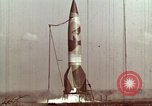Standbild Deutsche V-2 Rakete Peenemunde Deutschland, 1944, aus Sekunde 10 historischem Filmmaterial Videoclip 65675077676
