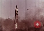 Standbild Deutsche V-2 Rakete testen Peenemunde Deutschland, 1944, aus Sekunde 6 historischem Filmmaterial Videoclip 65675077677