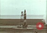 Standbild Deutsche V-2 Rakete Peenemunde Deutschland, 1944, aus Sekunde 4 historischem Filmmaterial Videoclip 65675077686