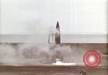 Standbild Deutsche V-2 Rakete Peenemunde Deutschland, 1944, aus Sekunde 10 historischem Filmmaterial Videoclip 65675077686