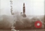 Standbild Deutsche V-2 Rakete Peenemunde Deutschland, 1944, aus Sekunde 14 historischem Filmmaterial Videoclip 65675077686