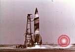 Standbild Deutsche V-2 Rakete Peenemunde Deutschland, 1944, aus Sekunde 6 historischem Filmmaterial Videoclip 65675077687