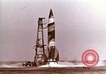 Standbild Deutsche V-2 Rakete Peenemunde Deutschland, 1944, aus Sekunde 7 historischem Filmmaterial Videoclip 65675077687