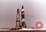 Standbild Deutsche V-2 Rakete Peenemunde Deutschland, 1944, aus Sekunde 9 historischem Filmmaterial Videoclip 65675077687