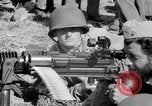 Standbild Maschinengewehr Salomonen, 1945, aus Sekunde 17 historischem Filmmaterial Videoclip 65675077698