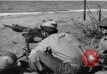 Standbild Maschinengewehr Salomonen, 1945, aus Sekunde 22 historischem Filmmaterial Videoclip 65675077698