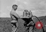Image Flame Thrower Îles Salomon, 1945, de la seconde 11 séquences d'archives historiques vidéo 65675077699