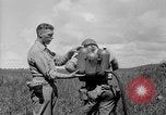 Image Flame Thrower Îles Salomon, 1945, de la seconde 13 séquences d'archives historiques vidéo 65675077699