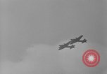 Standbild B-17 Flugzeuge Salomonen, 1945, aus Sekunde 12 historischem Filmmaterial Videoclip 65675077706