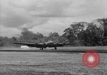 Standbild B-17 Flugzeuge Salomonen, 1945, aus Sekunde 31 historischem Filmmaterial Videoclip 65675077706