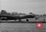 Standbild B-17 Flugzeuge Salomonen, 1945, aus Sekunde 35 historischem Filmmaterial Videoclip 65675077706