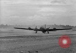 Standbild B-17 Flugzeuge Salomonen, 1945, aus Sekunde 39 historischem Filmmaterial Videoclip 65675077706