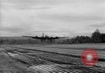 Standbild B-17 Flugzeuge Salomonen, 1945, aus Sekunde 54 historischem Filmmaterial Videoclip 65675077706