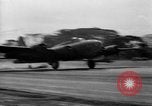 Standbild B-17 Flugzeuge Salomonen, 1945, aus Sekunde 57 historischem Filmmaterial Videoclip 65675077706