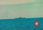Standbild USS Unabhängigkeit Mittelmeer, 1963, aus Sekunde 31 historischem Filmmaterial Videoclip 65675077716
