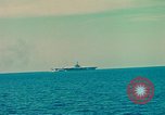 Standbild USS Unabhängigkeit Mittelmeer, 1963, aus Sekunde 32 historischem Filmmaterial Videoclip 65675077716
