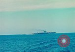 Standbild USS Unabhängigkeit Mittelmeer, 1963, aus Sekunde 49 historischem Filmmaterial Videoclip 65675077716