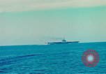 Standbild USS Unabhängigkeit Mittelmeer, 1963, aus Sekunde 52 historischem Filmmaterial Videoclip 65675077716