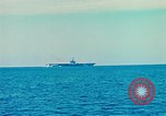 Standbild USS Unabhängigkeit Mittelmeer, 1963, aus Sekunde 55 historischem Filmmaterial Videoclip 65675077716
