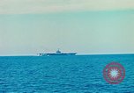 Standbild USS Unabhängigkeit Mittelmeer, 1963, aus Sekunde 56 historischem Filmmaterial Videoclip 65675077716