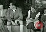 Image Eva Braun's amis Berchtesgaden Allemagne, 1940, de la seconde 9 séquences d'archives historiques vidéo 65675077721