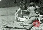 Standbild Eva Braun's Freunde Berchtesgaden Deutschland, 1940, aus Sekunde 9 historischem Filmmaterial Videoclip 65675077722