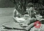 Standbild Eva Braun's Freunde Berchtesgaden Deutschland, 1940, aus Sekunde 13 historischem Filmmaterial Videoclip 65675077722
