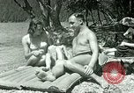Standbild Eva Braun's Freunde Berchtesgaden Deutschland, 1940, aus Sekunde 18 historischem Filmmaterial Videoclip 65675077722