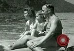 Standbild Eva Braun's Freunde Berchtesgaden Deutschland, 1940, aus Sekunde 31 historischem Filmmaterial Videoclip 65675077722