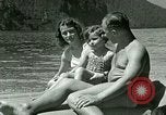 Standbild Eva Braun's Freunde Berchtesgaden Deutschland, 1940, aus Sekunde 34 historischem Filmmaterial Videoclip 65675077722