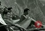 Immagine di Eva Braun amici Berchtesgaden Germania, 1940, secondo 14 filmato di repertorio 65675077723