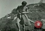 Immagine di Eva Braun amici Berchtesgaden Germania, 1940, secondo 43 filmato di repertorio 65675077723