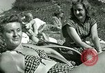 Immagine di Eva Braun amici Berchtesgaden Germania, 1940, secondo 48 filmato di repertorio 65675077723