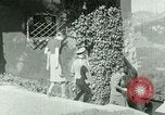 Immagine di Eva Braun amici Berchtesgaden Germania, 1940, secondo 21 filmato di repertorio 65675077724