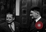 Standbild Adolf Hitler Berchtesgaden Deutschland, 1940, aus Sekunde 57 historischem Filmmaterial Videoclip 65675077725