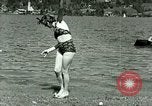Standbild Eva Braun Schliersee Deutschland, 1940, aus Sekunde 8 historischem Filmmaterial Videoclip 65675077726